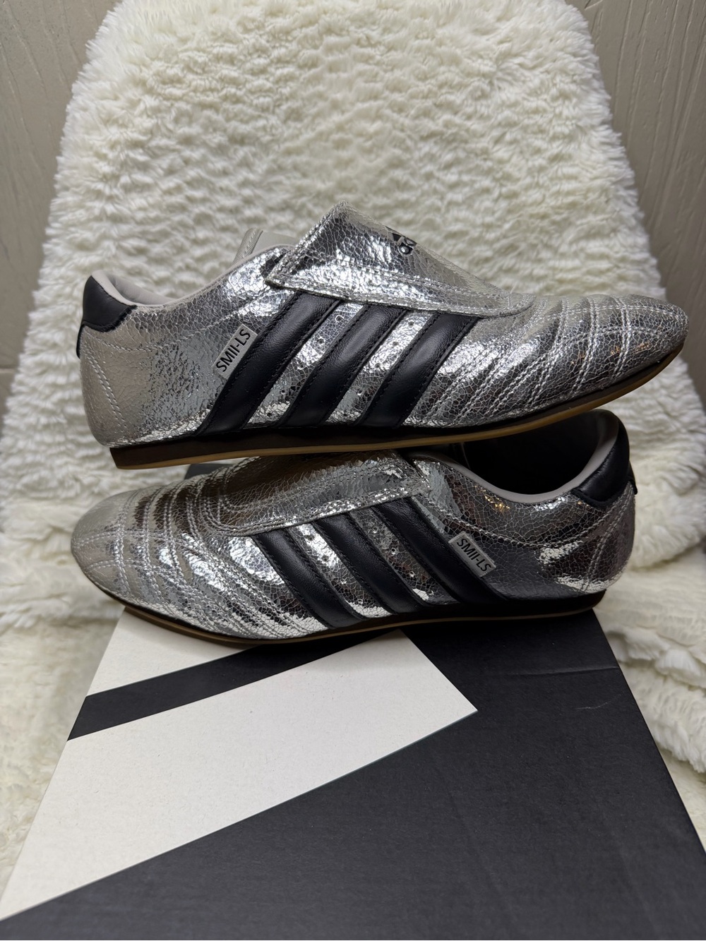 Adidas Taekwondo Silver Metallic Black (Women's) - Picture 3 of 12